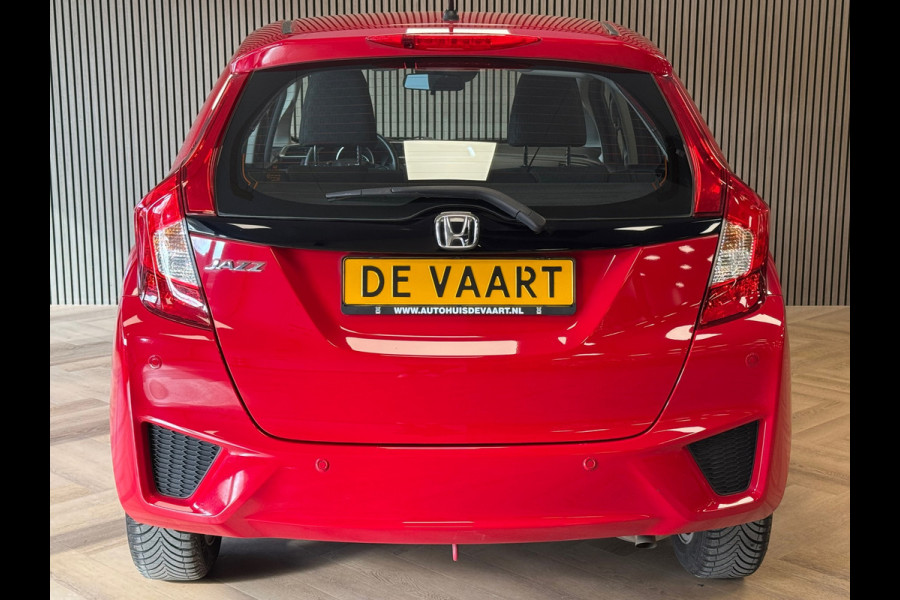 Honda Jazz 1.3 i-VTEC AUTOMAAT AIRCO CRUISE PDC BLUETOOTH STOELVERWARMING LANE ASSSIST