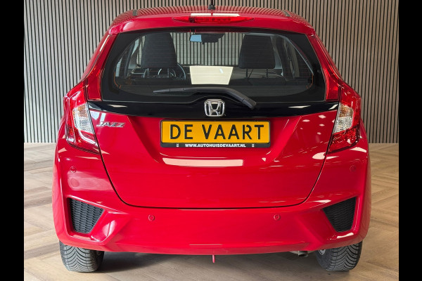 Honda Jazz 1.3 i-VTEC AUTOMAAT AIRCO CRUISE PDC BLUETOOTH STOELVERWARMING LANE ASSSIST
