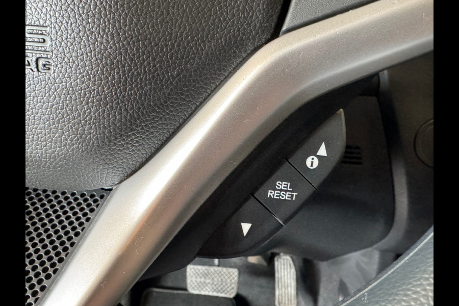 Honda Jazz 1.3 i-VTEC AUTOMAAT AIRCO CRUISE PDC BLUETOOTH STOELVERWARMING LANE ASSSIST