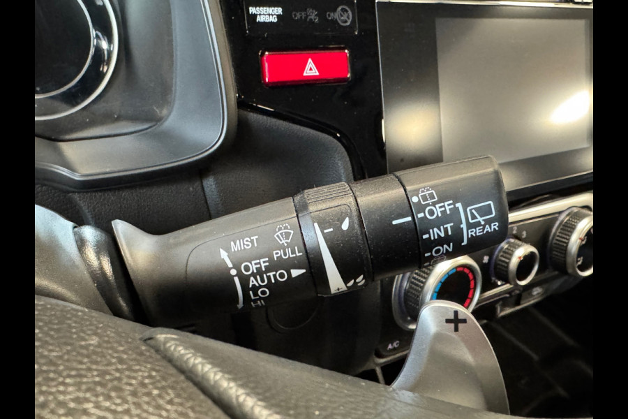 Honda Jazz 1.3 i-VTEC AUTOMAAT AIRCO CRUISE PDC BLUETOOTH STOELVERWARMING LANE ASSSIST