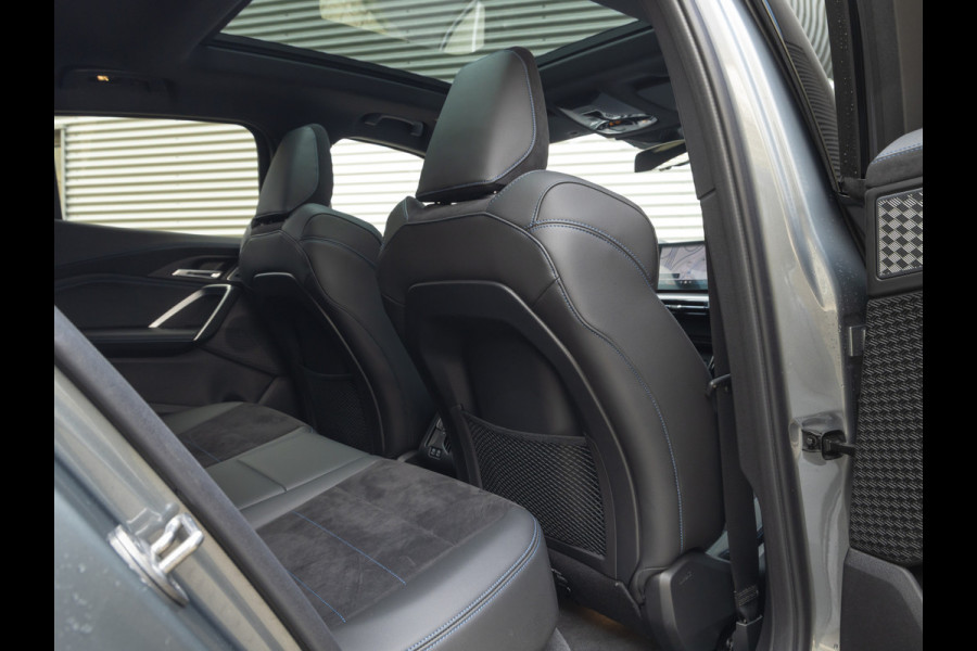 BMW iX2 xDrive30 M-Sport - Pano - Driving Ass - Harman Kardon - Head-Up