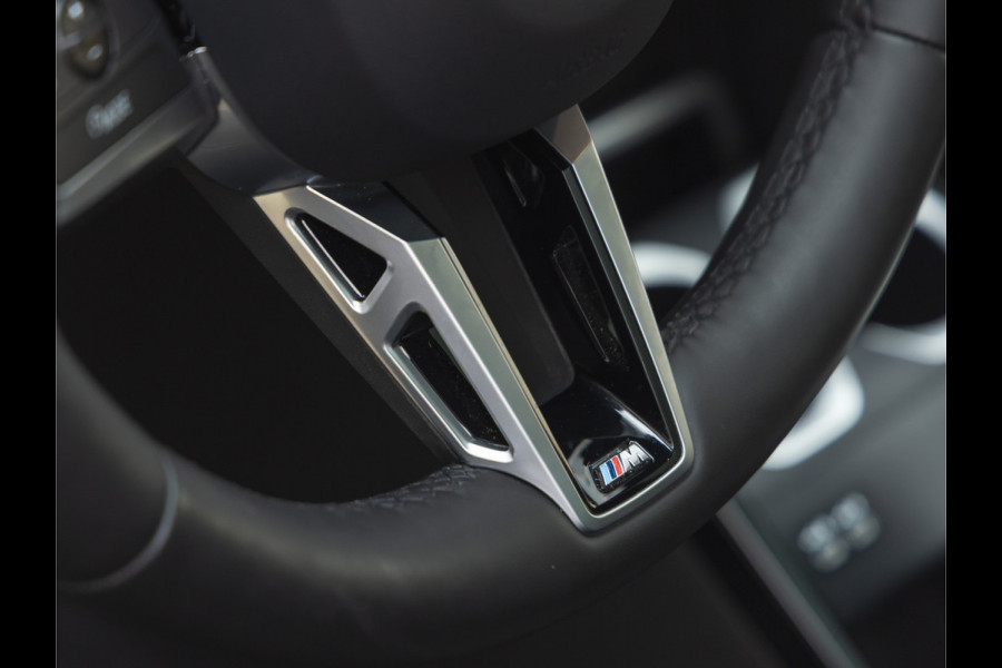 BMW iX2 xDrive30 M-Sport - Pano - Driving Ass - Harman Kardon - Head-Up