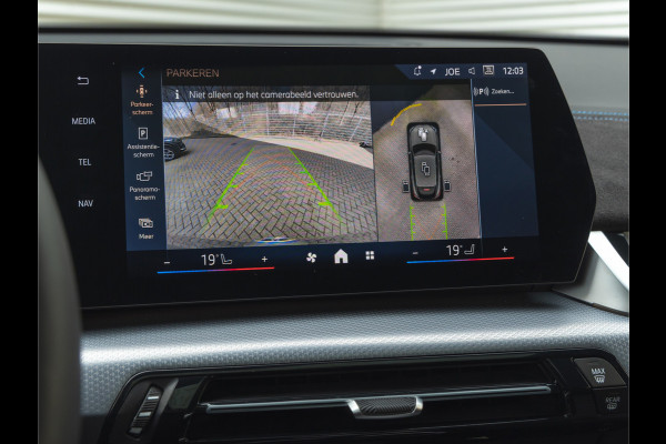 BMW iX2 xDrive30 M-Sport - Pano - Driving Ass - Harman Kardon - Head-Up