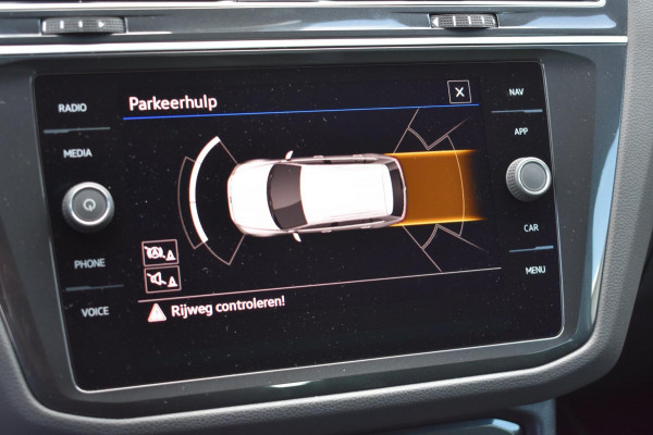 Volkswagen Tiguan 1.5 TSI R-Line | TREKHAAK | IQ LIGHT | VIRTUAL COCKPIT | DEALER ONDERHOUDEN | APPLE CARPLAY | ANDROID AUTO