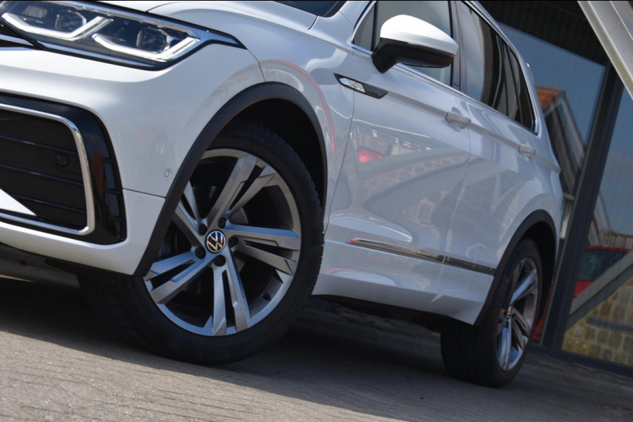Volkswagen Tiguan 1.5 TSI R-Line | TREKHAAK | IQ LIGHT | VIRTUAL COCKPIT | DEALER ONDERHOUDEN | APPLE CARPLAY | ANDROID AUTO