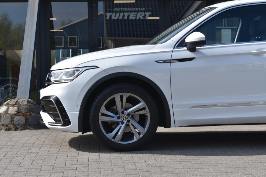 Volkswagen Tiguan 1.5 TSI R-Line | TREKHAAK | IQ LIGHT | VIRTUAL COCKPIT | DEALER ONDERHOUDEN | APPLE CARPLAY | ANDROID AUTO