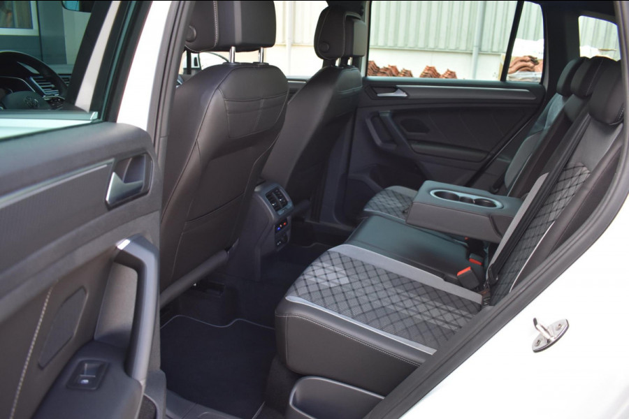 Volkswagen Tiguan 1.5 TSI R-Line | TREKHAAK | IQ LIGHT | VIRTUAL COCKPIT | DEALER ONDERHOUDEN | APPLE CARPLAY | ANDROID AUTO