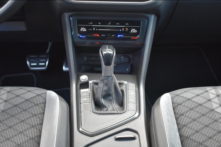Volkswagen Tiguan 1.5 TSI R-Line | TREKHAAK | IQ LIGHT | VIRTUAL COCKPIT | DEALER ONDERHOUDEN | APPLE CARPLAY | ANDROID AUTO