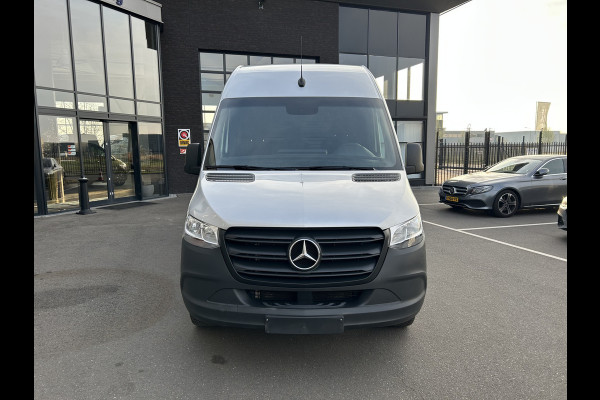 Mercedes-Benz Sprinter 317 CDI L3 H2 3500KG Trekhaak / Automaat / MBUX / Carplay navigatie / Cruise control / Airco / 270 Graden achterdeuren