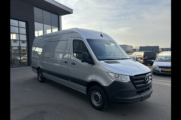 Mercedes-Benz Sprinter 317 CDI L3 H2 3500KG Trekhaak / Automaat / MBUX / Carplay navigatie / Cruise control / Airco / 270 Graden achterdeuren