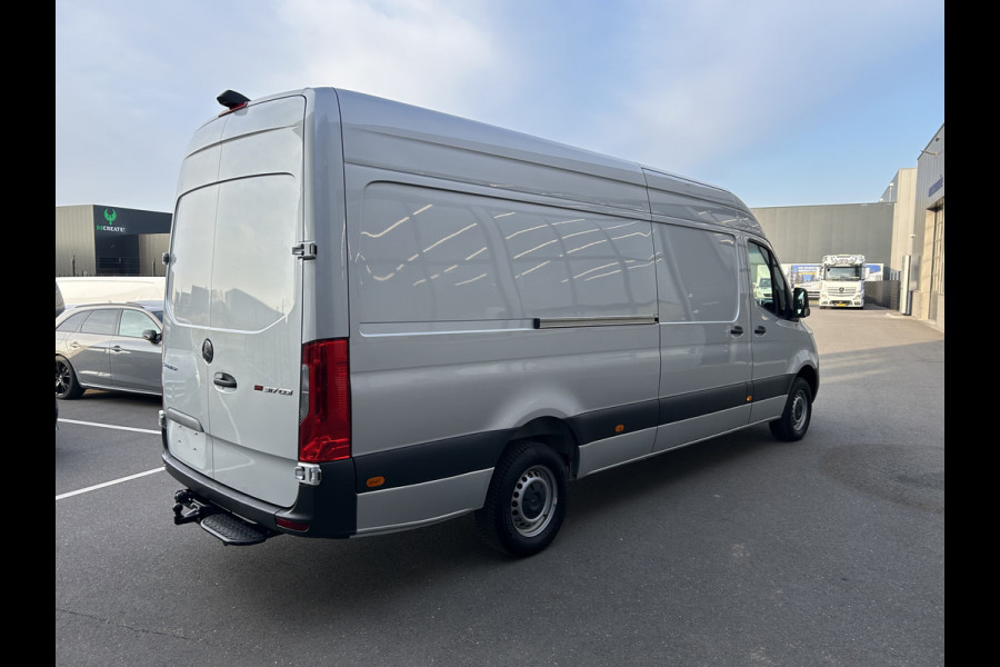 Mercedes-Benz Sprinter 317 CDI L3 H2 3500KG Trekhaak / Automaat / MBUX / Carplay navigatie / Cruise control / Airco / 270 Graden achterdeuren