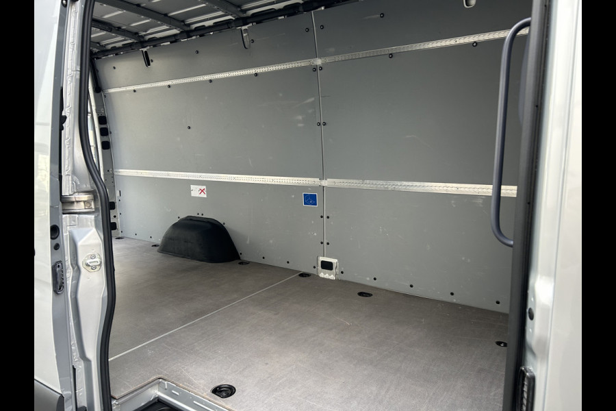 Mercedes-Benz Sprinter 317 CDI L3 H2 3500KG Trekhaak / Automaat / MBUX / Carplay navigatie / Cruise control / Airco / 270 Graden achterdeuren