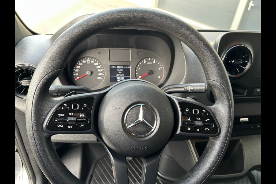 Mercedes-Benz Sprinter 317 CDI L3 H2 3500KG Trekhaak / Automaat / MBUX / Carplay navigatie / Cruise control / Airco / 270 Graden achterdeuren