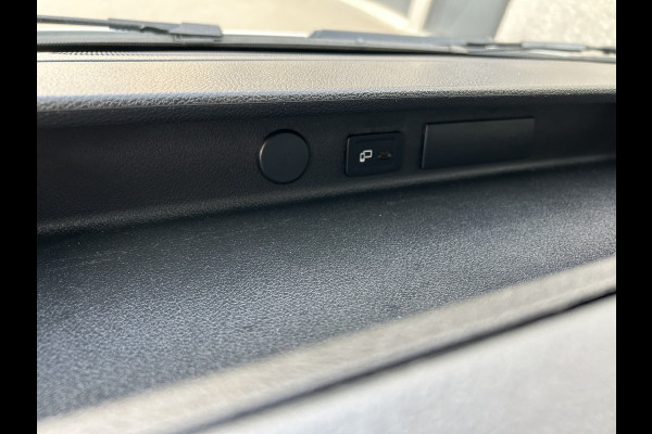 Mercedes-Benz Sprinter 317 CDI L3 H2 3500KG Trekhaak / Automaat / MBUX / Carplay navigatie / Cruise control / Airco / 270 Graden achterdeuren