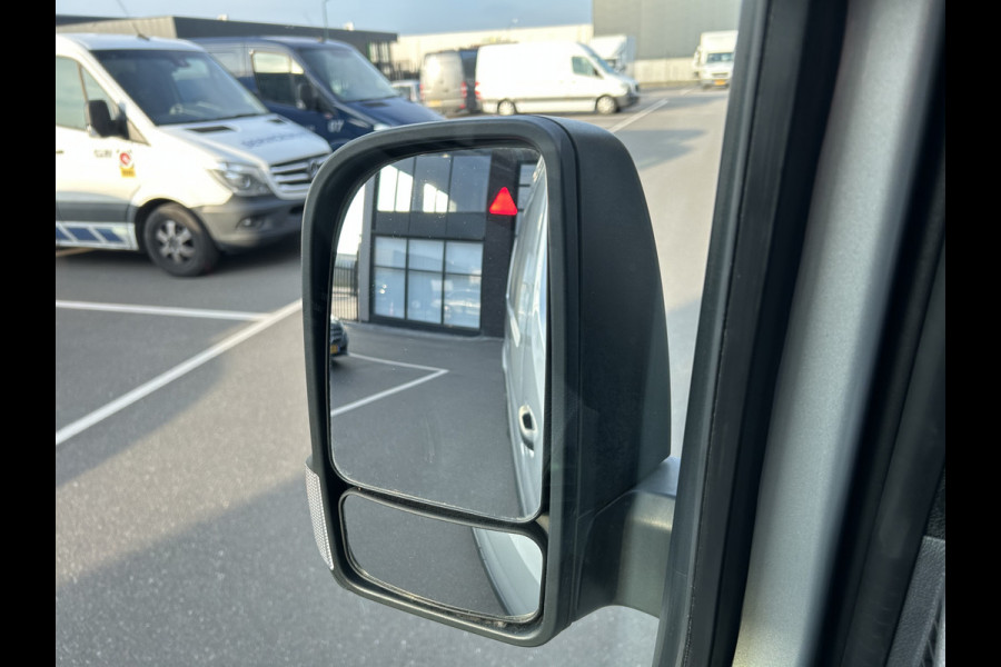 Mercedes-Benz Sprinter 317 CDI L3 H2 3500KG Trekhaak / Automaat / MBUX / Carplay navigatie / Cruise control / Airco / 270 Graden achterdeuren