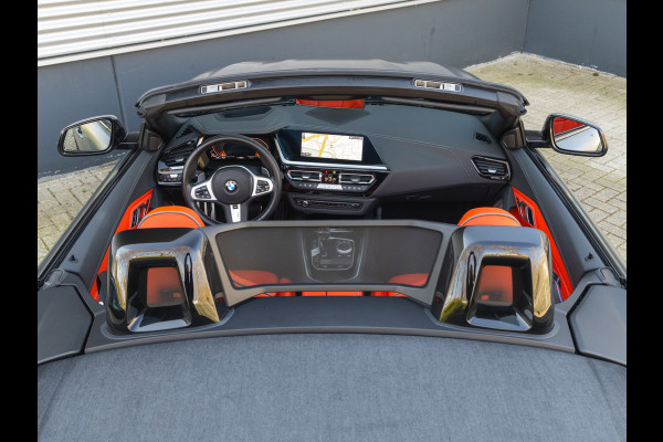 BMW Z4 Roadster sDrive30i M-Sport - Memory M-zetels - Harman Kardon - Head-up