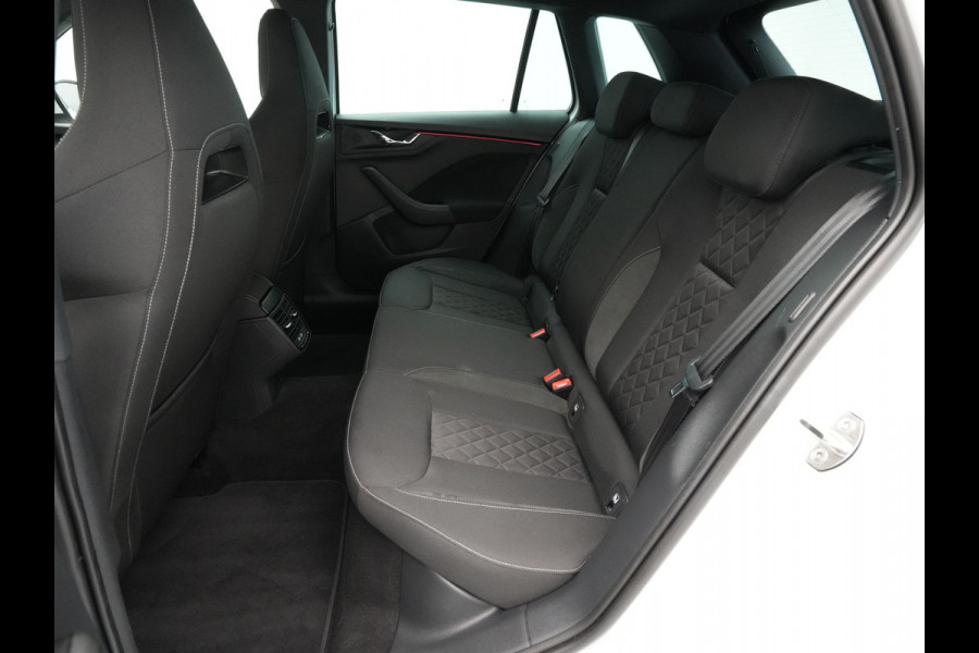 Škoda Kamiq 1.0 TSI 110pk Sport Business Navigatie Virtual Cockpit Clima Lm Velgen 87