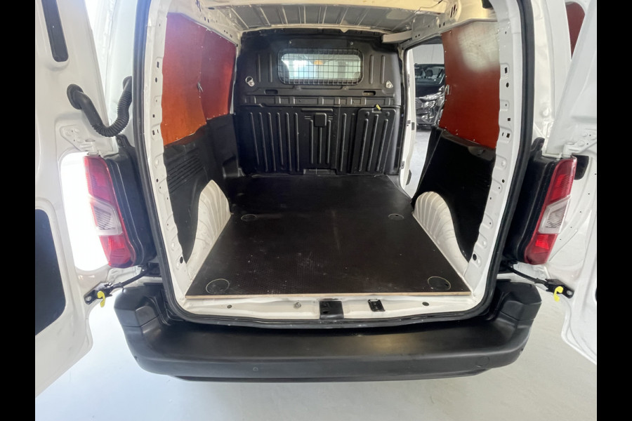 Citroën Berlingo 1.5 BlueHDI Club / 100 PK / Navigatie / PDC