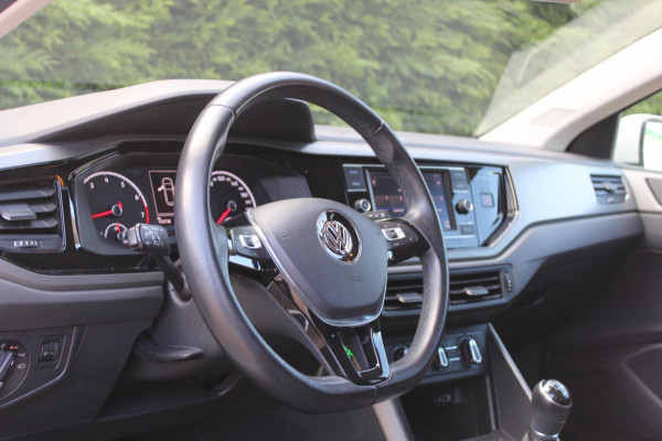 Volkswagen Polo 1.0 TSI Highline AllSeason PDC Stoelverwarming