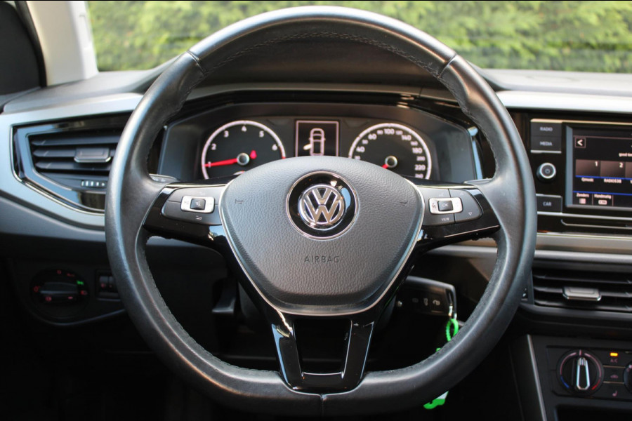 Volkswagen Polo 1.0 TSI Highline AllSeason PDC Stoelverwarming