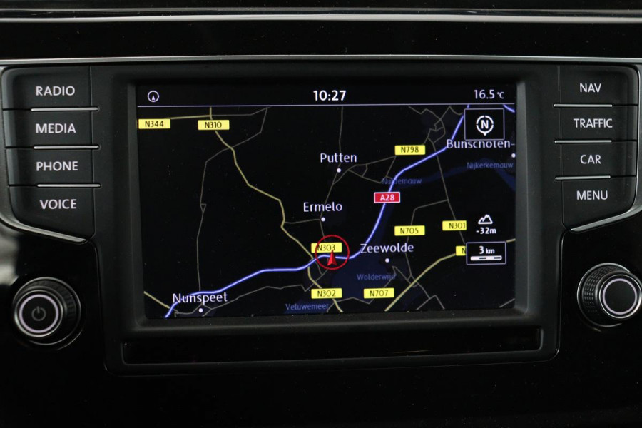Volkswagen Touran 1.4 TSI Highline 7-persoons | Stoelverwarming | Full LED | Adaptive cruise | Navigatie | DAB | Climate control | PDC | Bluetooth