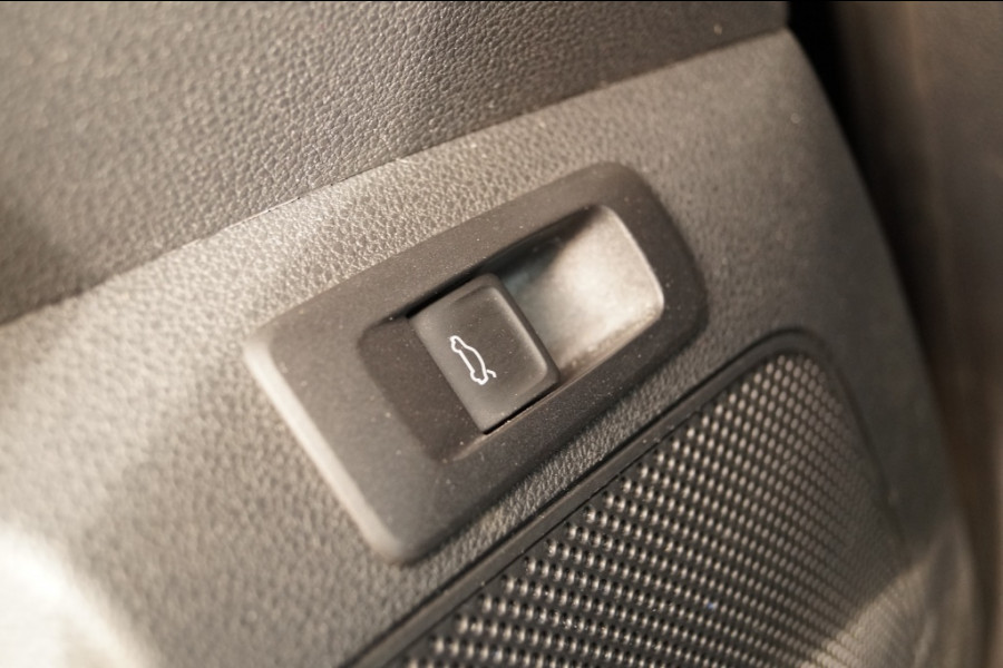 Škoda Karoq 1.5 TSI 150pk DSG Sportline Business