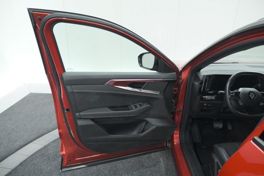Renault Austral E-Tech Hybrid 200 Techno | Panoramadak | 360 Camera | Dodehoekdetectie | Apple Carplay