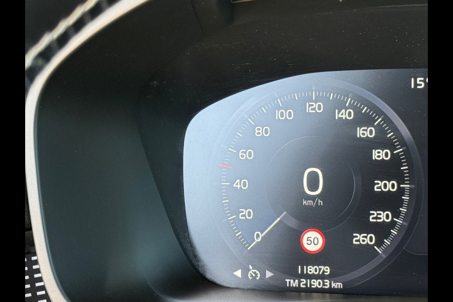 Volvo XC40 1.5 T5 Recharge Inscription Panodak|Memory|Trekhaak
