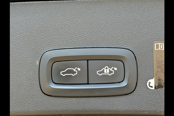 Volvo XC40 1.5 T5 Recharge Inscription Panodak|Memory|Trekhaak