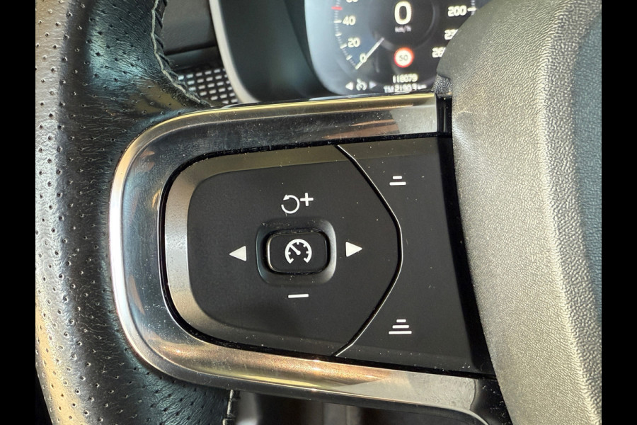 Volvo XC40 1.5 T5 Recharge Inscription Panodak|Memory|Trekhaak