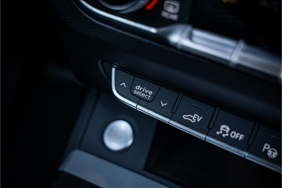 Audi Q5 55 TFSI e quattro Pro Line - S Line | Panorama | RS Seats | ACC | Keyless
