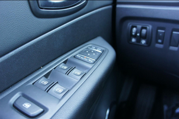 Renault Captur 1.2 TCe Bose Cruise|Camera|Nav|Pano|Stoelverw