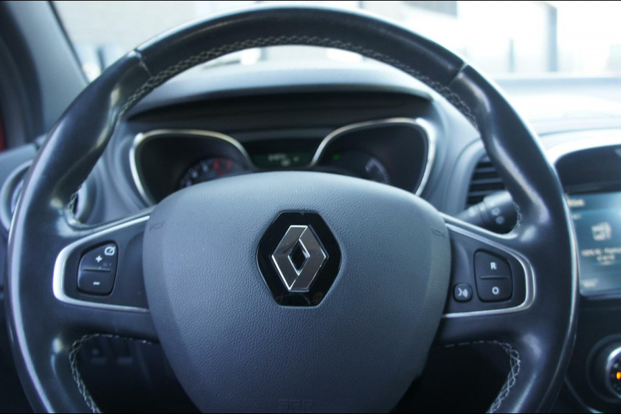 Renault Captur 1.2 TCe Bose Cruise|Camera|Nav|Pano|Stoelverw