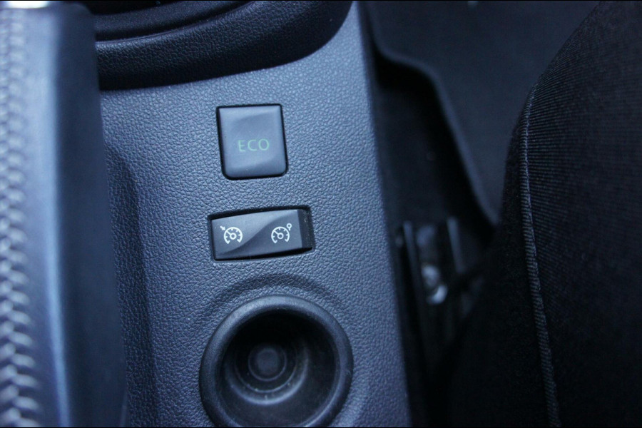 Renault Captur 1.2 TCe Bose Cruise|Camera|Nav|Pano|Stoelverw