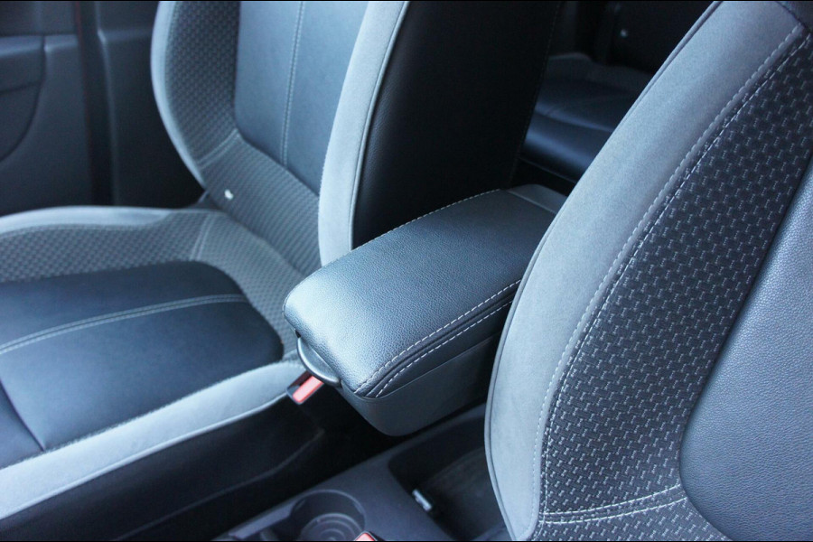 Renault Captur 1.2 TCe Bose Cruise|Camera|Nav|Pano|Stoelverw
