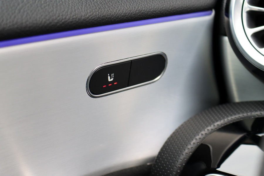 Mercedes-Benz A-Klasse 250 e AMG Line Aut8 | Head-up Display | Trekhaak | Keyless Go | Apple Carplay/Android Auto | Advanced Sound System | Camera |