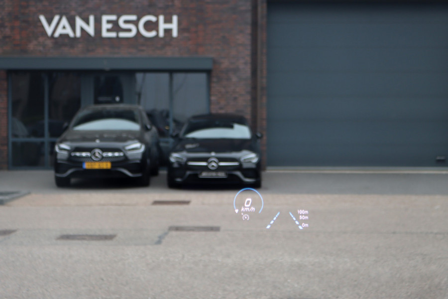 Mercedes-Benz A-Klasse 250 e AMG Line Aut8 | Head-up Display | Trekhaak | Keyless Go | Apple Carplay/Android Auto | Advanced Sound System | Camera |