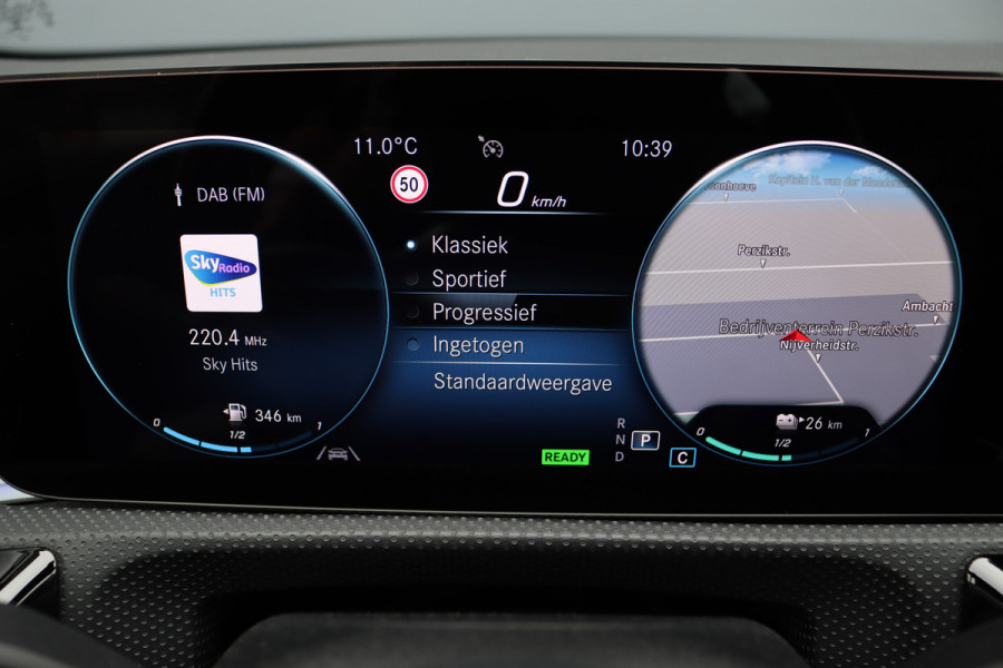 Mercedes-Benz A-Klasse 250 e AMG Line Aut8 | Head-up Display | Trekhaak | Keyless Go | Apple Carplay/Android Auto | Advanced Sound System | Camera |