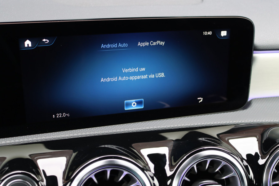 Mercedes-Benz A-Klasse 250 e AMG Line Aut8 | Head-up Display | Trekhaak | Keyless Go | Apple Carplay/Android Auto | Advanced Sound System | Camera |