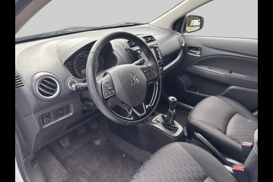 Mitsubishi Space Star 1.2 Nova