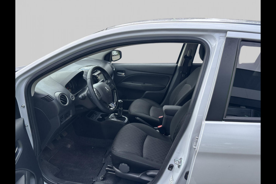 Mitsubishi Space Star 1.2 Nova