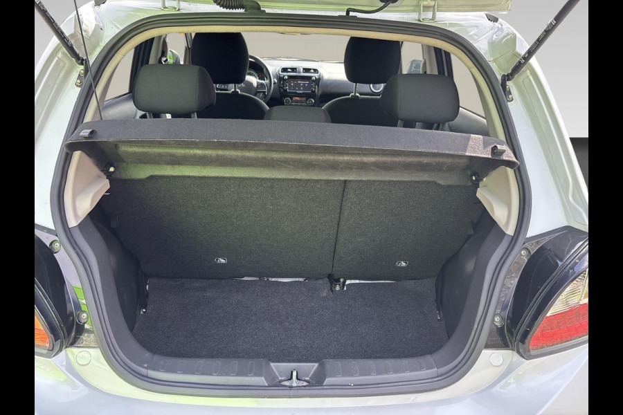 Mitsubishi Space Star 1.2 Nova