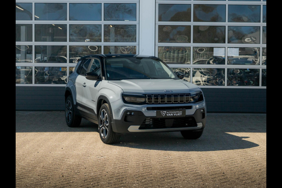 Jeep Avenger 1.2 e-Hybrid Summit | Schuif/Kanteldak | Leder&Winter Pack | Infotainment & Convenience Pack | Storm Grey