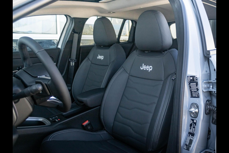 Jeep Avenger 1.2 e-Hybrid Summit | Schuif/Kanteldak | Leder&Winter Pack | Infotainment & Convenience Pack | Storm Grey
