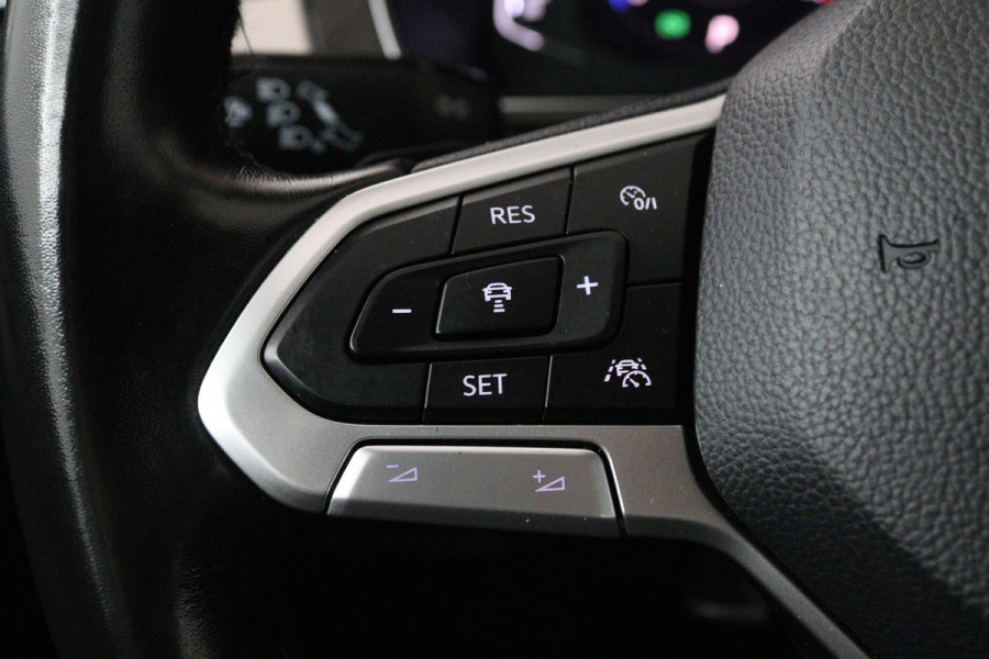 Volkswagen Passat Variant 1.5 TSI Elegance Business R Automaat (CAMERA, NAVIGATIE, AFNEEMBARE TREKHAAK, PDC, ADAPTIVE, GOED ONDH)
