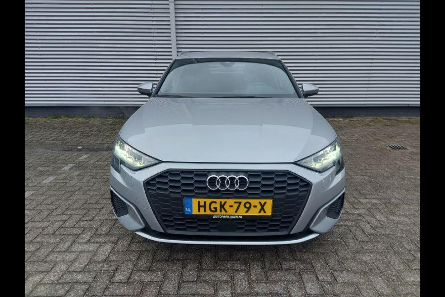 Audi A3 Sportback 40 TFSI e Business edition Automaat,virtueel dashbord, airco,cruise,navigatie,stoelverwarming,parkeersensoren,