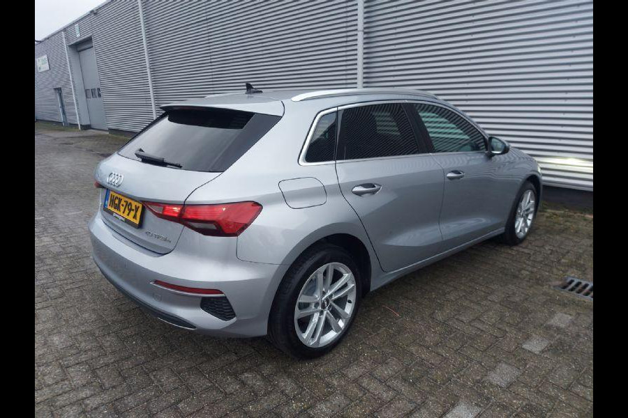 Audi A3 Sportback 40 TFSI e Business edition Automaat,virtueel dashbord, airco,cruise,navigatie,stoelverwarming,parkeersensoren,