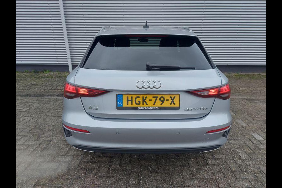 Audi A3 Sportback 40 TFSI e Business edition Automaat,virtueel dashbord, airco,cruise,navigatie,stoelverwarming,parkeersensoren,