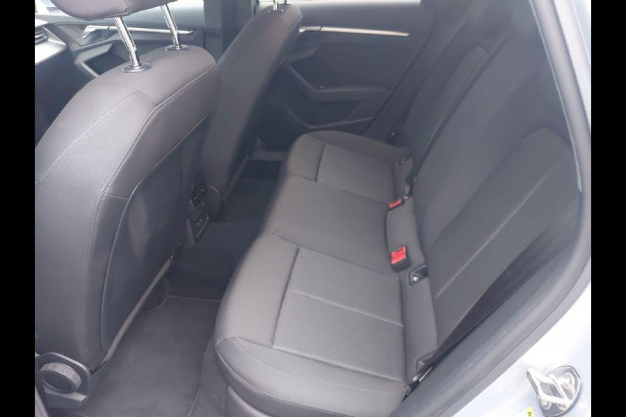 Audi A3 Sportback 40 TFSI e Business edition Automaat,virtueel dashbord, airco,cruise,navigatie,stoelverwarming,parkeersensoren,