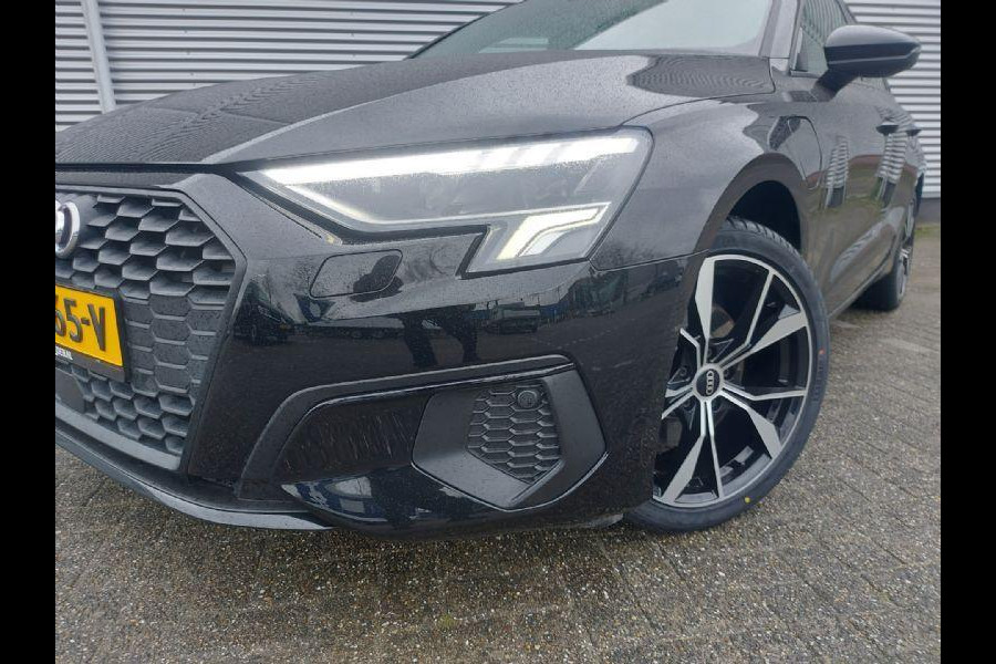Audi A3 Sportback 40 TFSI e Edition Automaat, airco,cruise,parkeersensoren,Dab,multimedia radio,